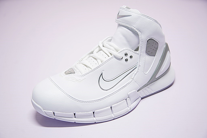 Nike Zoom Huarache 2K5 OG 系科比签名征战篮球鞋白灰银 图片1