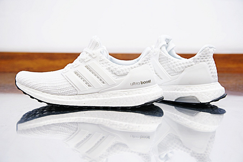 Adidas Ultra Boost 4.0  全新织面爆米花跑鞋   全白黑底 图片2