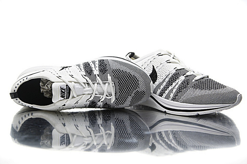 Nike Lab Flyknit Trainer 训练飞线跑鞋  复刻白黑 图片4