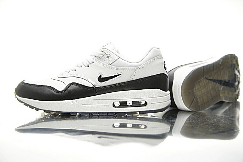 Nike Sportswear  Air Max Premium 1 SC 慢跑鞋  黑白 图片3
