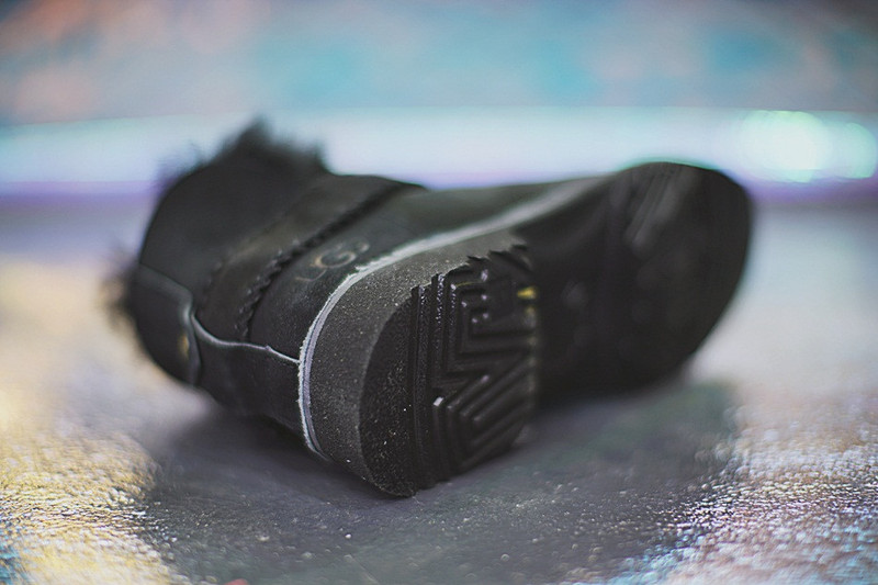 UGG  McKay  Winter  Boots   麦凯系列加绒短靴   全黑 图片4