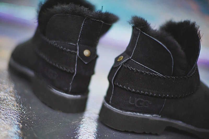 UGG  McKay  Winter  Boots   麦凯系列加绒短靴   全黑 图片8