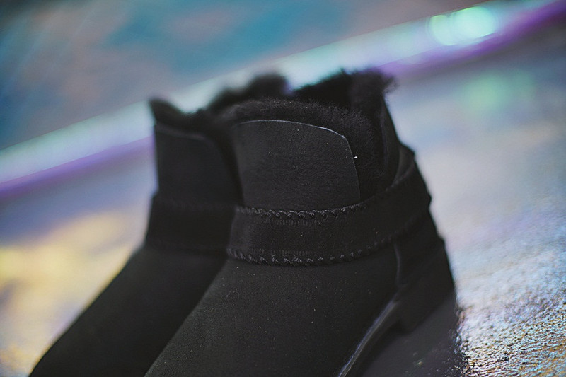 UGG  McKay  Winter  Boots   麦凯系列加绒短靴   全黑 图片11