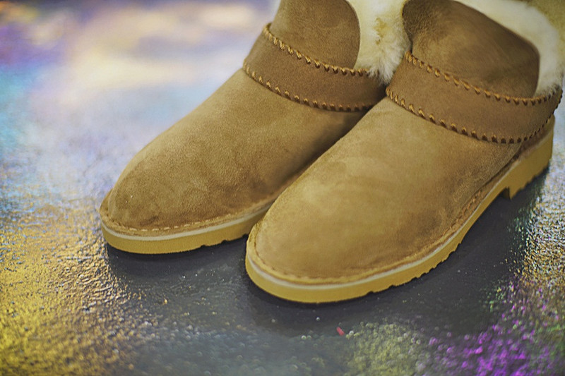 UGG  McKay  Winter  Boots   麦凯系列加绒短靴   驼色 图片5