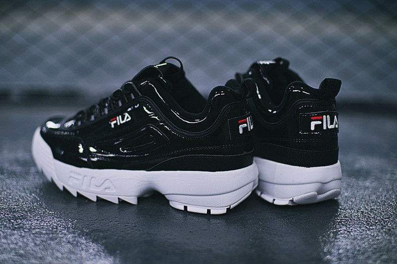FILA Disruptor 2  二代大锯齿厚底增高百搭慢跑鞋  漆皮黑白红 图片2