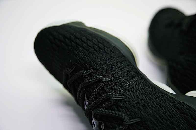 Nike LeBron 15詹姆斯·勒布朗全新战靴室内针织中帮篮球鞋系列全黑白透底 图片3