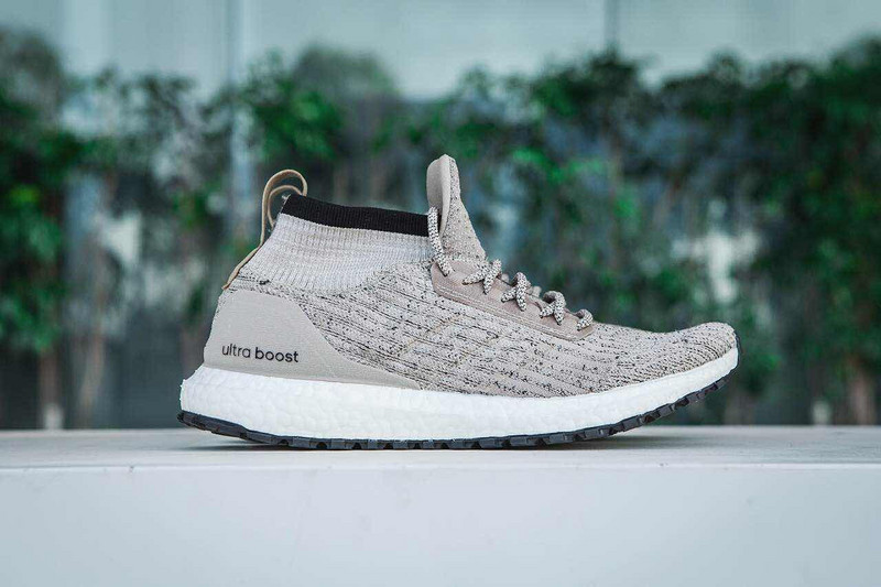 adidas UltraBOOST Primeknit ATR Mid 中帮飞织爆米花跑鞋“灰色”