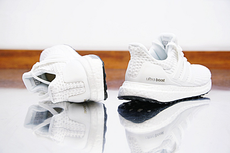 Adidas Ultra Boost 4.0  全新织面爆米花跑鞋   全白黑底 图片4