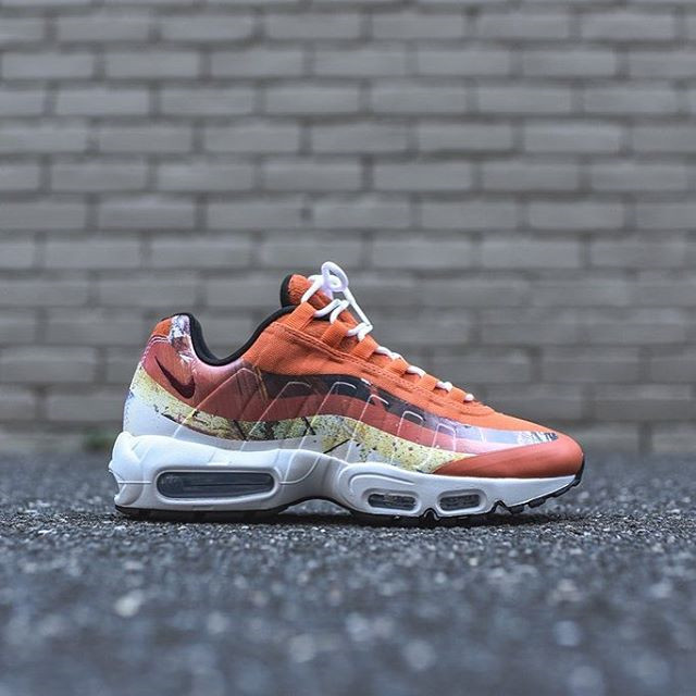 Dave White x size? x Nike Air Max 95气垫慢跑鞋“Cayenne / Maroon” 缩略图4