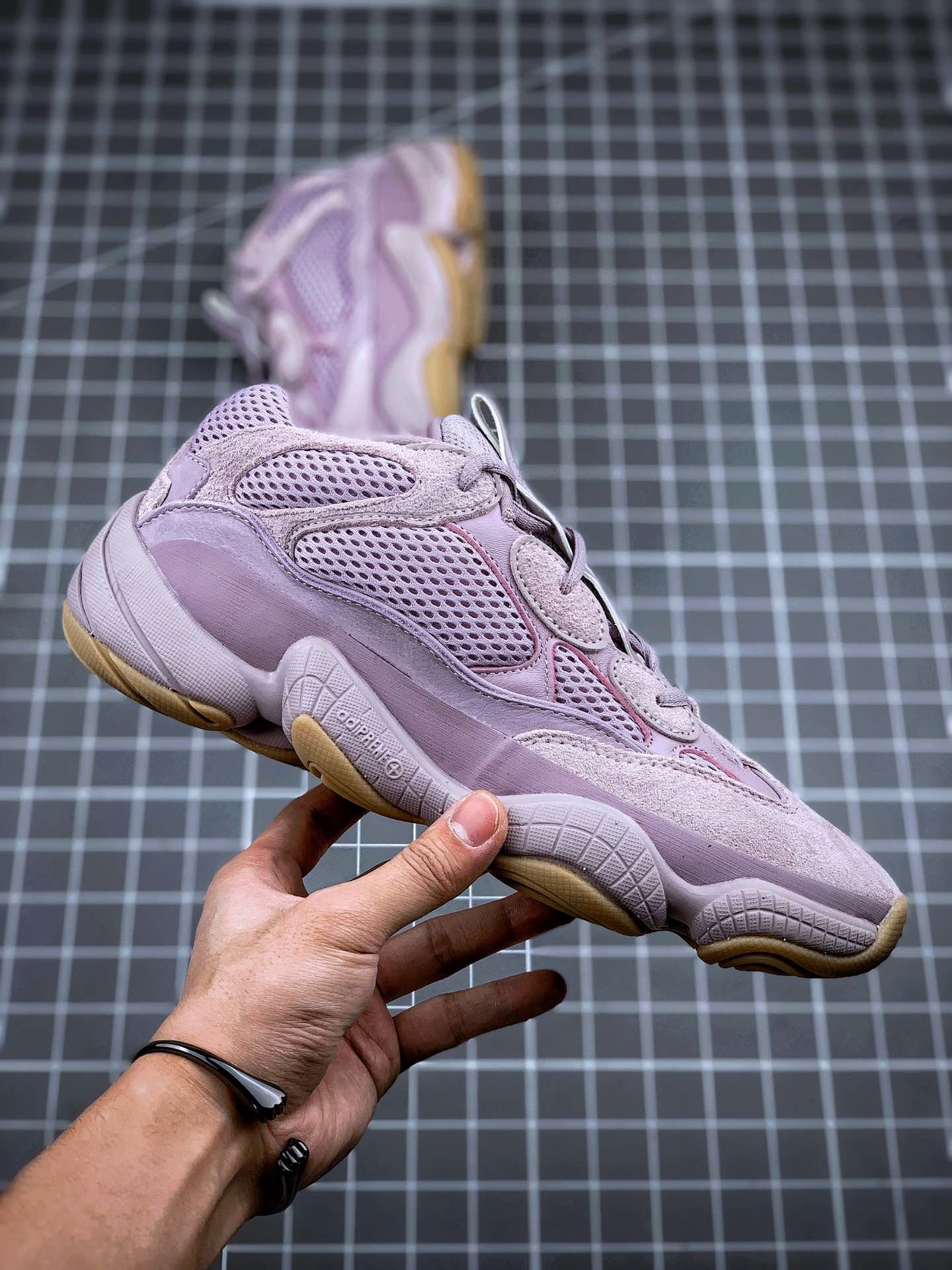 Adidas Yeezy500“Soft Vision” 灭霸