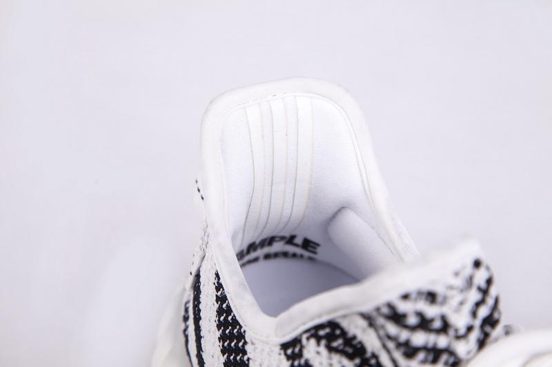 Adidas Yeezy Boost 350 V2 椰子鞋白斑马 图片8