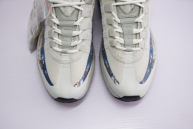 Dave White x size? x Nike Air Max 95气垫慢跑鞋Stone / Thunder 图片2