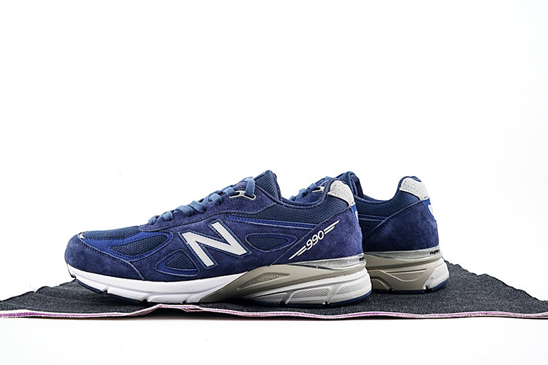 New Balance in USA M990V4代系列 复古运动跑步鞋“海军蓝”