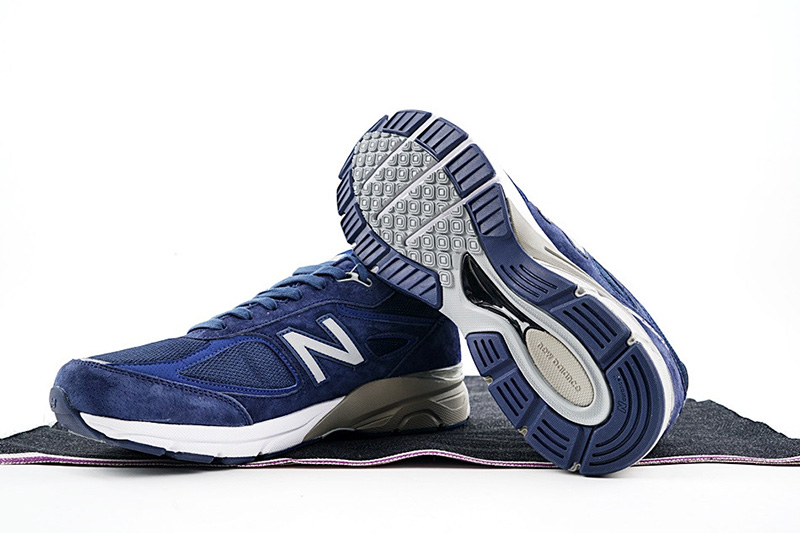 New Balance in USA M990V4代系列 复古运动跑步鞋海军蓝 图片4