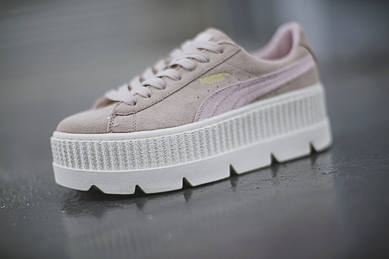 Puma   Rihanna x Puma Fenty Suede Cleated Creeper  超厚底松糕板鞋 胭脂红白  图片2