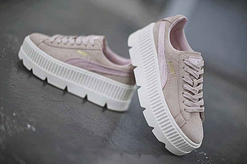 Puma   Rihanna x Puma Fenty Suede Cleated Creeper  超厚底松糕板鞋 胭脂红白  图片3