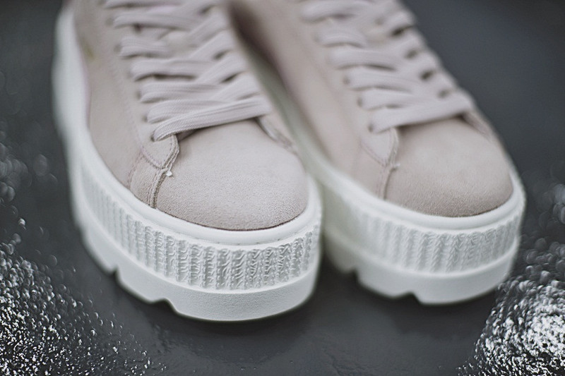 Puma   Rihanna x Puma Fenty Suede Cleated Creeper  超厚底松糕板鞋 胭脂红白  图片10