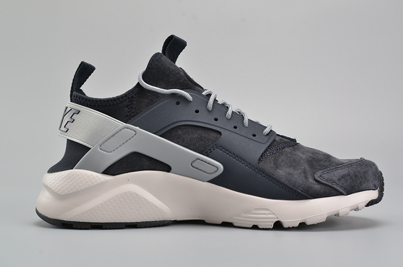 NIKEID AIR HUARACHE RUN 黑灰