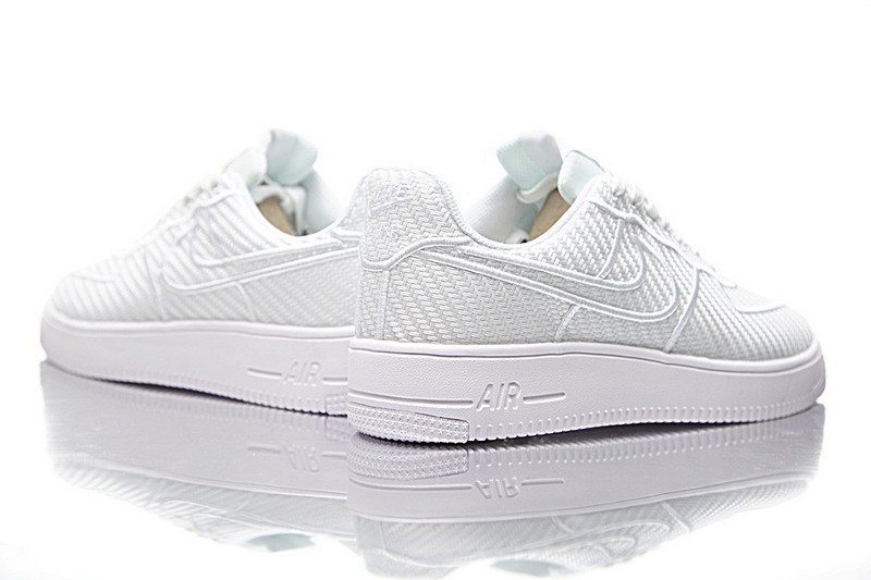 Nike Air Force  Ultraforce  low  LV8  空军一号纤维面  白色