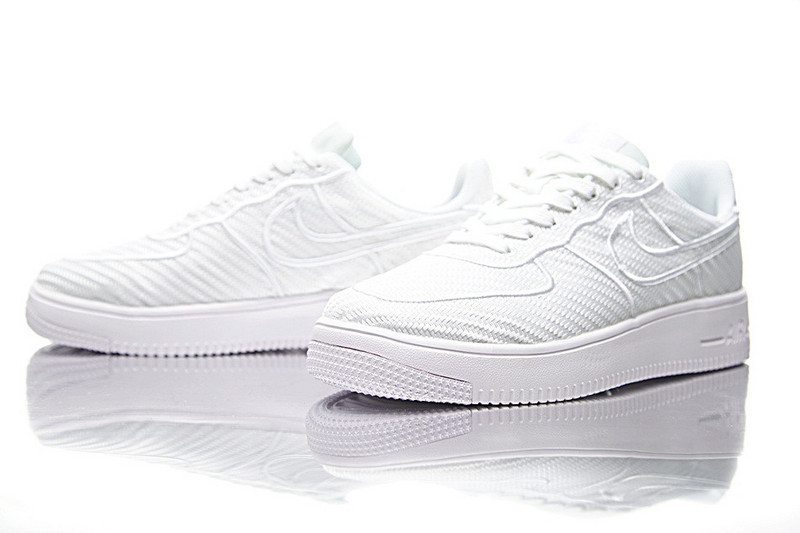 Nike Air Force  Ultraforce  low  LV8  空军一号纤维面  白色 图片2