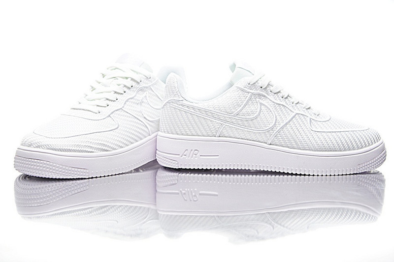 Nike Air Force  Ultraforce  low  LV8  空军一号纤维面  白色 图片4