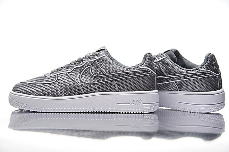 Nike Air Force  Ultraforce  low  LV8  空军一号纤维面  浅灰 图片4