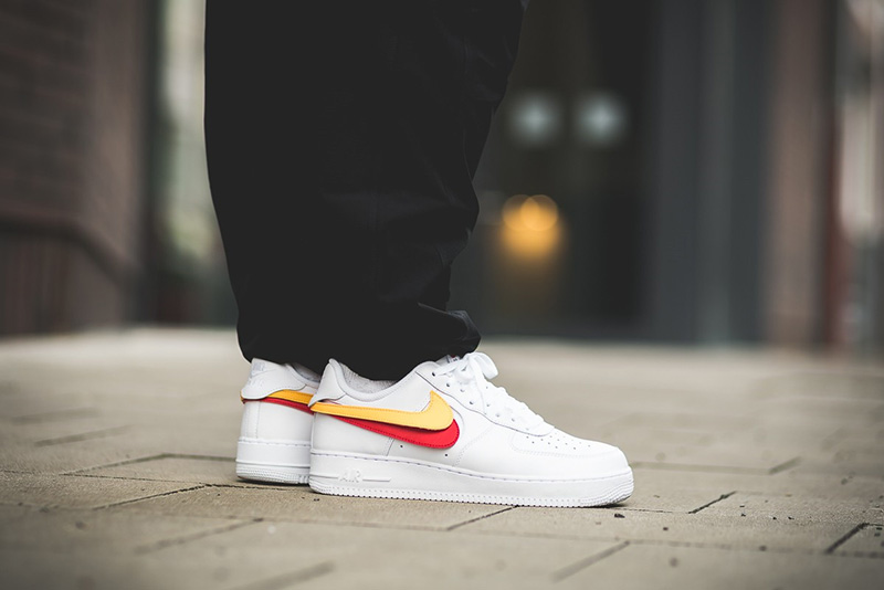 NIKE AIR FORCE 1 07 QS SWOOSH PACK 魔术贴黑白彩色换钩白彩勾 图片8