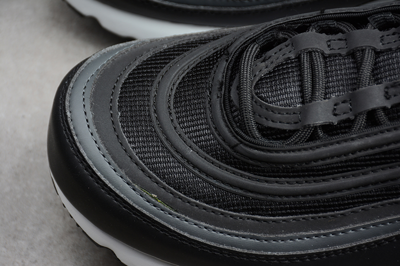 Nike Air Max 97 Plus TN 混合复古气垫慢跑鞋 黑白 图片6