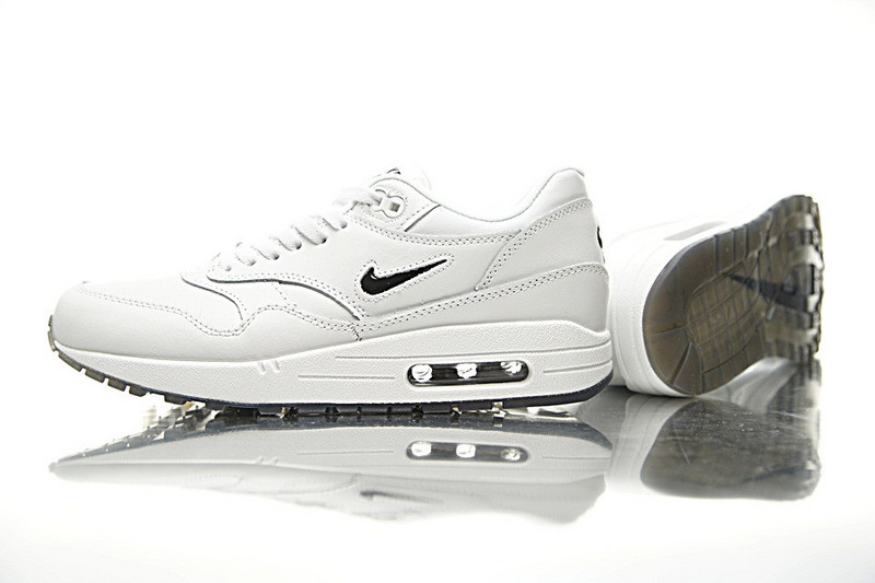 Nike Sportswear  Air Max Premium 1 SC 慢跑鞋  白黑勾 图片1