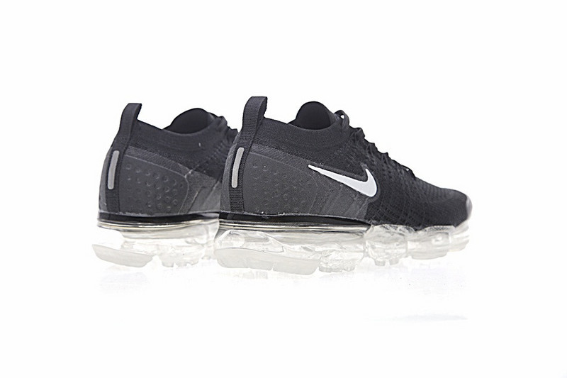 Nike Air VaporMax  Flyknit 蒸汽大底慢跑鞋  黑白 图片2