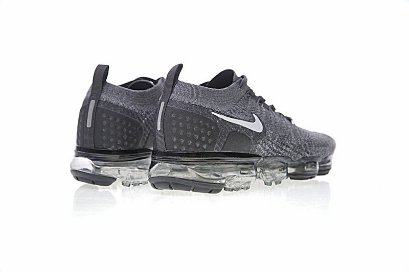 Nike Air Vapormax Flyknit 蒸汽大底慢跑鞋  深灰黑