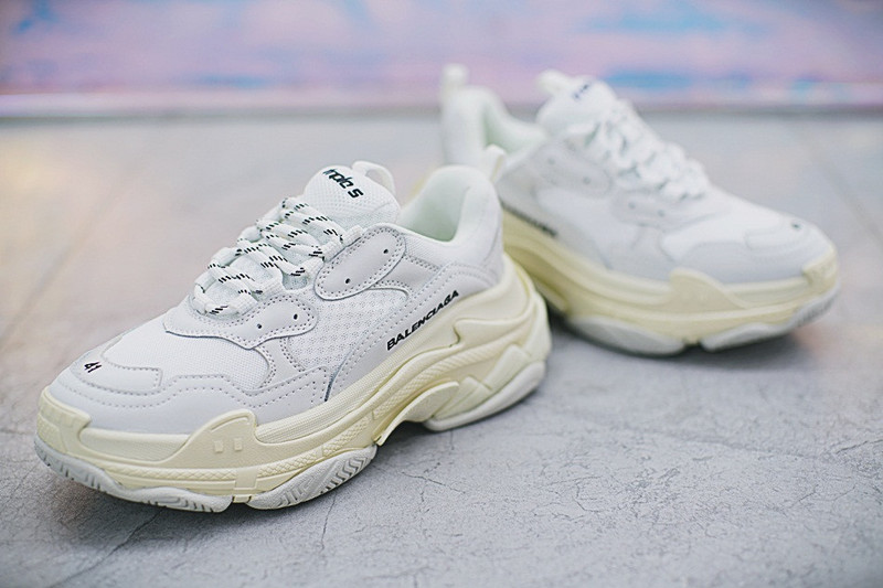 巴黎世家  Balenciaga Triple-S 复古做旧鞋底  白色 图片1