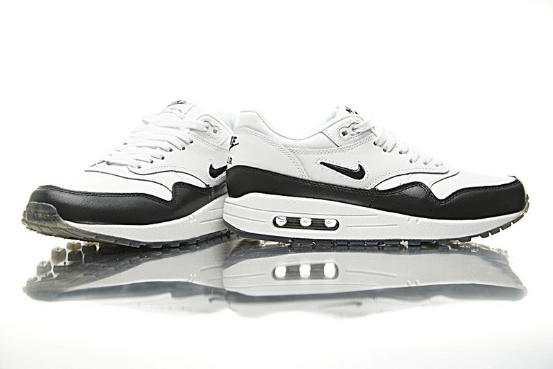 Nike Sportswear  Air Max Premium 1 SC 慢跑鞋  黑白 图片1