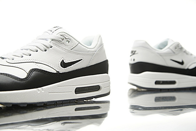 Nike Sportswear  Air Max Premium 1 SC 慢跑鞋  黑白 图片5