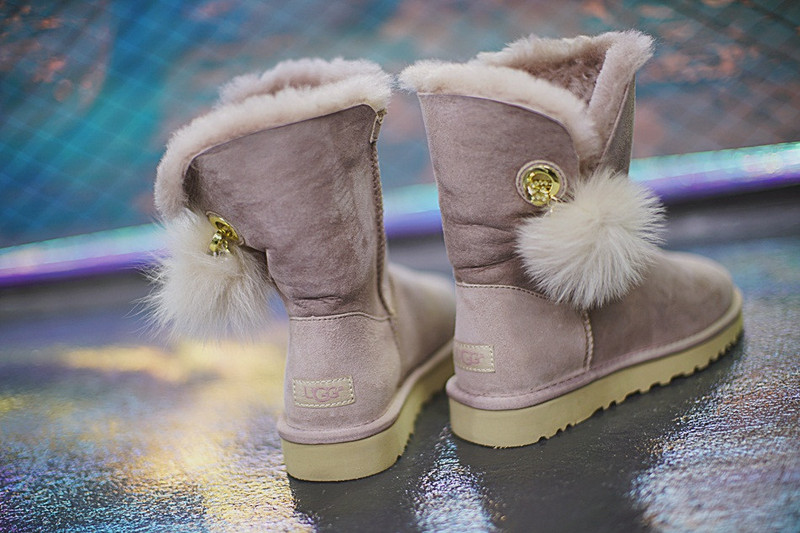 UGG W Irina 施华洛世奇水钥匙扣加蓬蓬毛中帮雪地靴  珊瑚紫 图片2