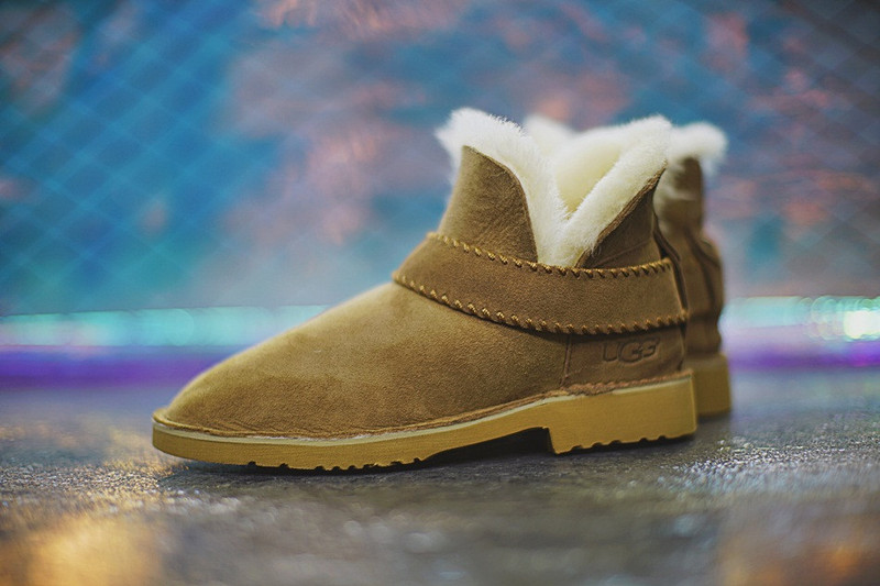 UGG  McKay  Winter  Boots   麦凯系列加绒短靴   驼色 图片11