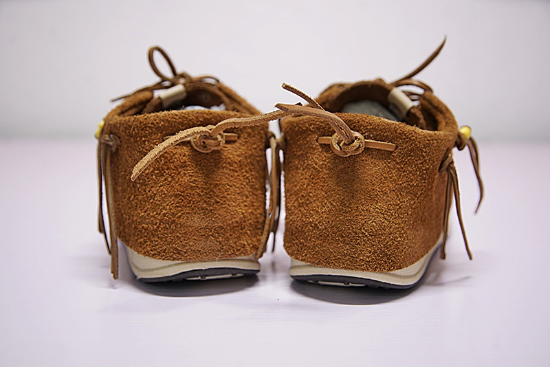 Visvim FBT ELK 男士串珠低帮莫卡辛风格便鞋骆驼色  图片5