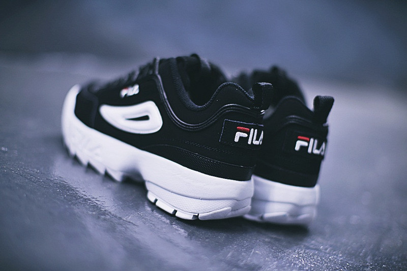 FILA  Disruptor 2代大锯齿厚底增高百搭慢跑鞋  黑红白底 图片9