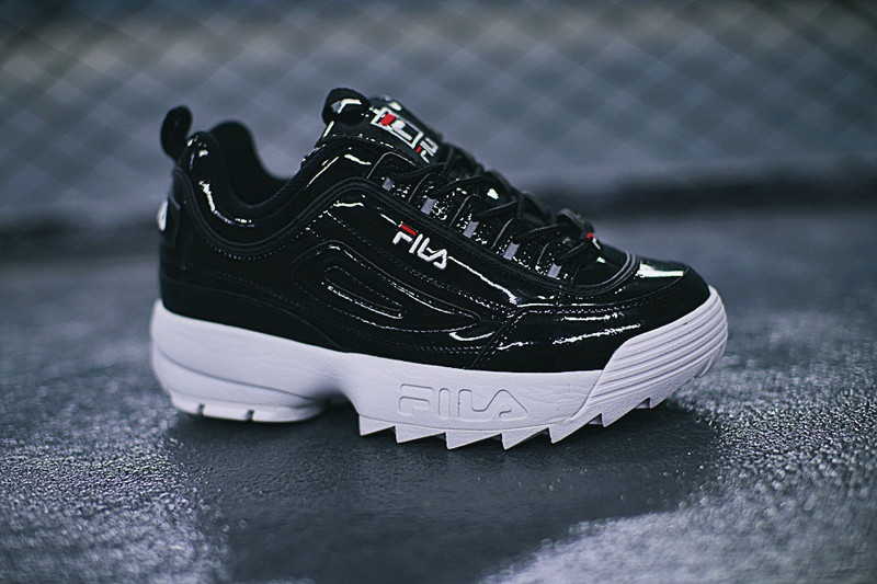 FILA Disruptor 2  二代大锯齿厚底增高百搭慢跑鞋  漆皮黑白红 图片5