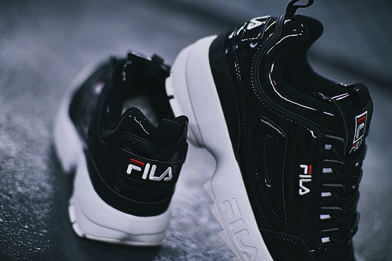 FILA Disruptor 2  二代大锯齿厚底增高百搭慢跑鞋  漆皮黑白红 图片7