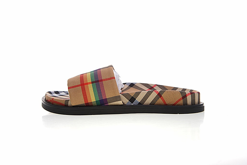 Burberry Rainbow Vintage Check Slides 复古平底拖鞋复古黄彩虹格子布 图片7