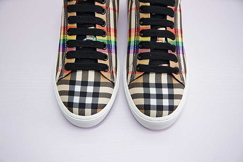 Burberry Rainbow Vintage Check Sneakers 经典复古百搭板鞋复古黄彩虹格子布 图片2